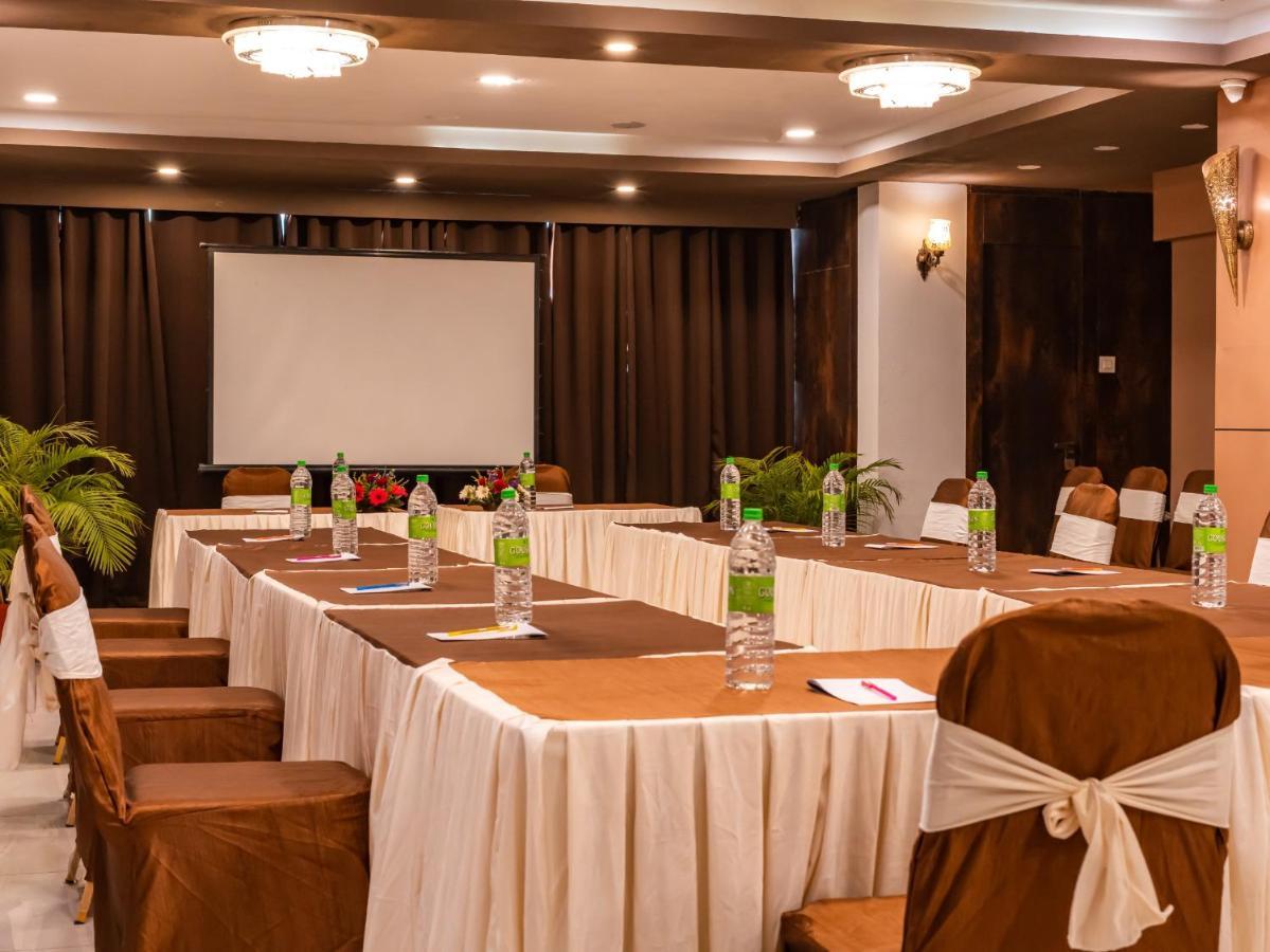 Hotel Signature Planet Indore Exterior foto