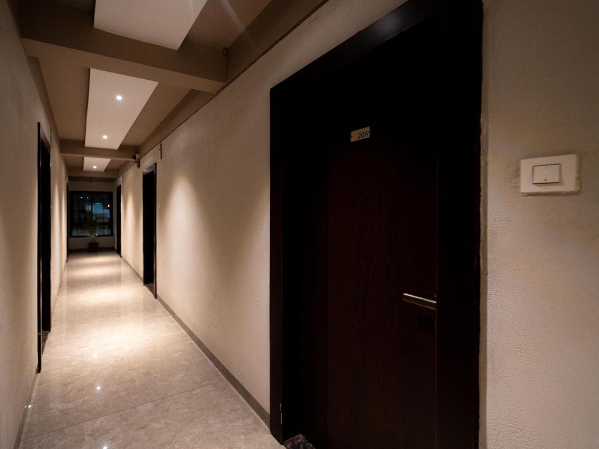 Hotel Signature Planet Indore Exterior foto