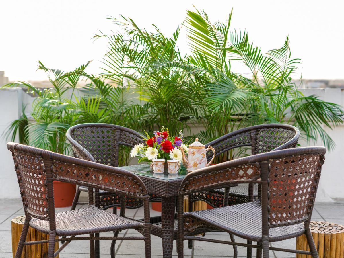 Hotel Signature Planet Indore Exterior foto
